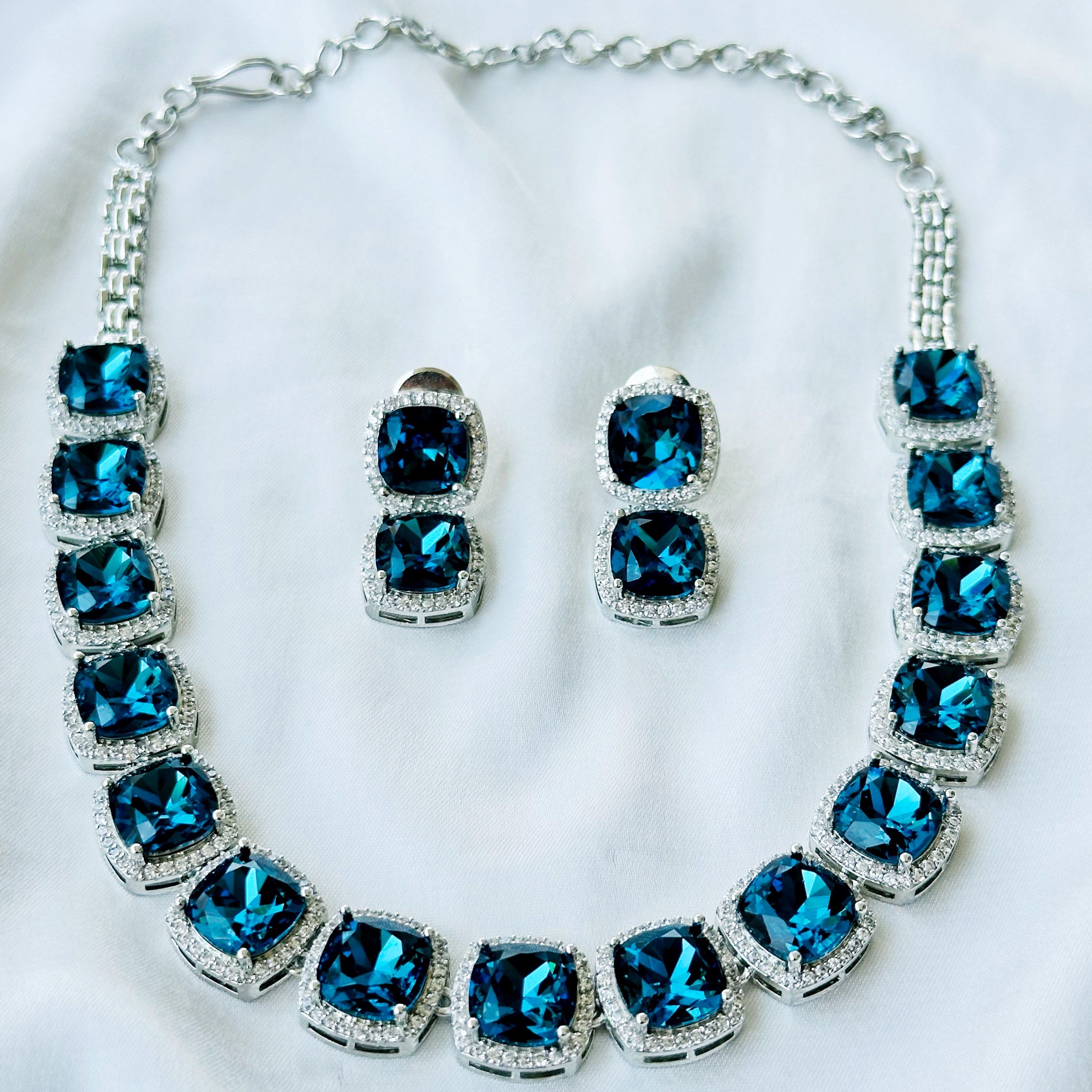 Ariva Collection Blue Montana Sapphire Swarovski Crystal American Diamond Silver Plated Necklace Set